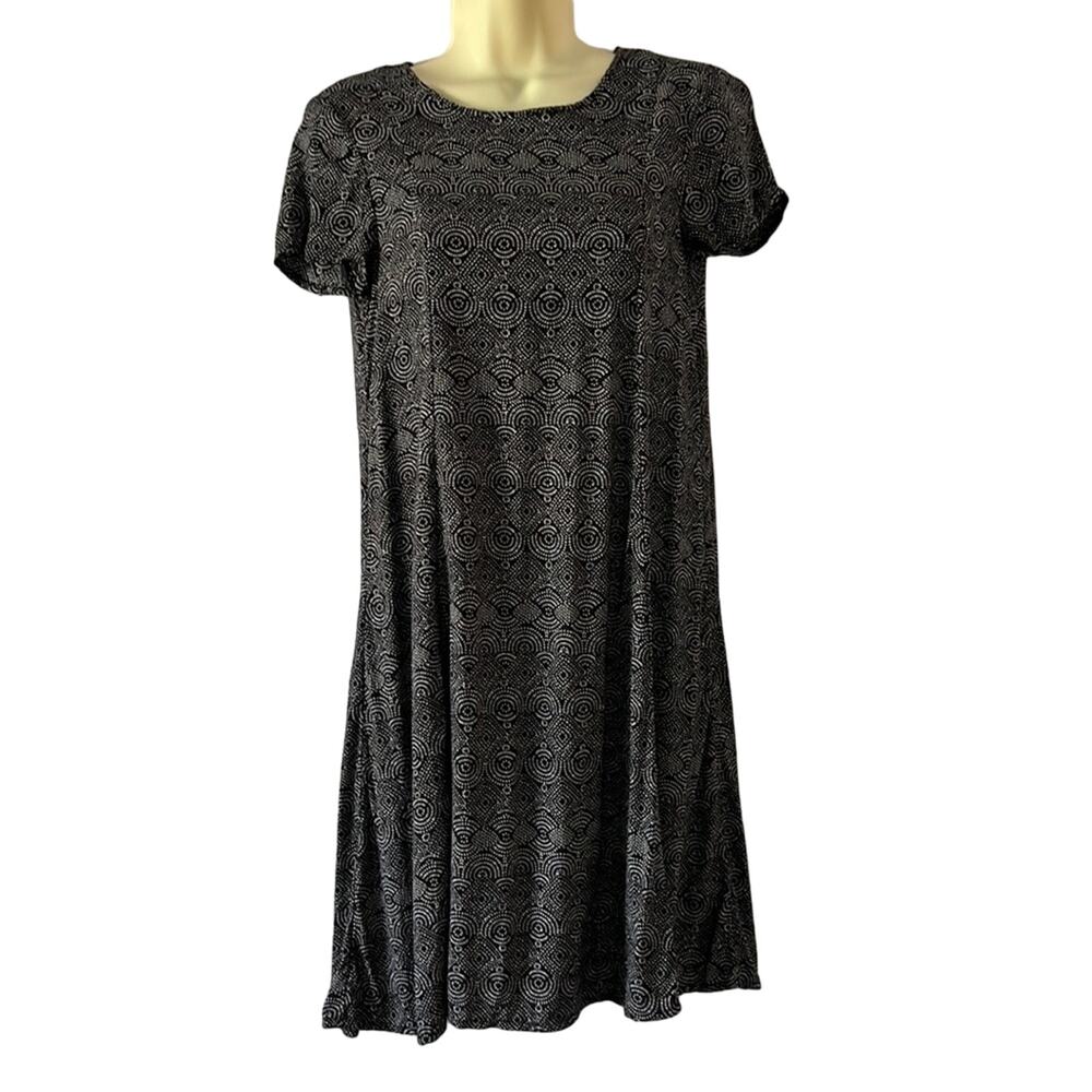 H&M Black and White Geometric Print Dress Woman Size 2 Swingy Flowy